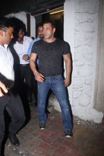 Salman Khan at Baaghi success bash in Mumbai on 12th May 2016